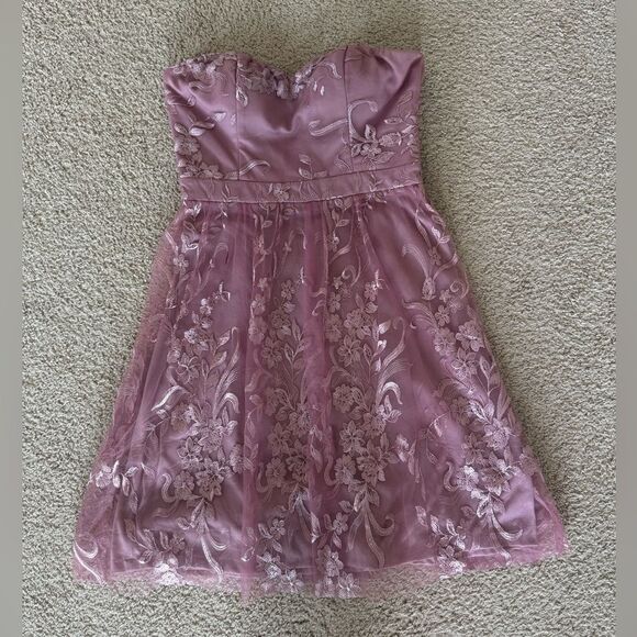 Lulu's Dresses & Skirts - Lulu’s | Floral Cocktail Party Dress | Size: M | EUC